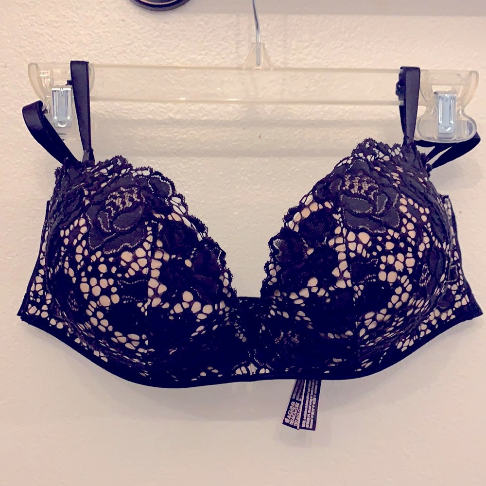 VS Bombshell 36C Push-up Bra